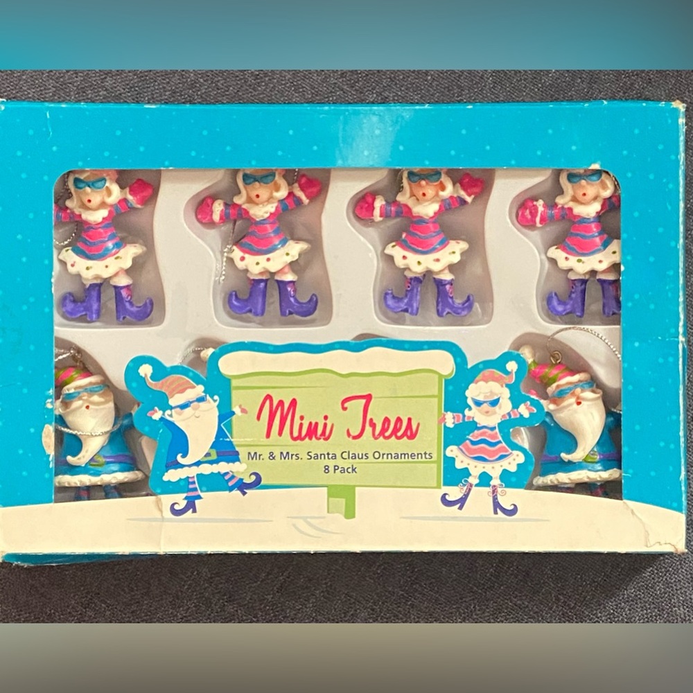 8 vintage Mr & Mrs Santa Clause ornaments (VO)